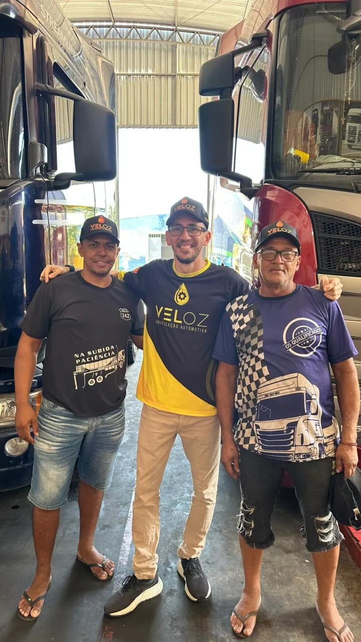 Cliente da Veloz lubrificantes