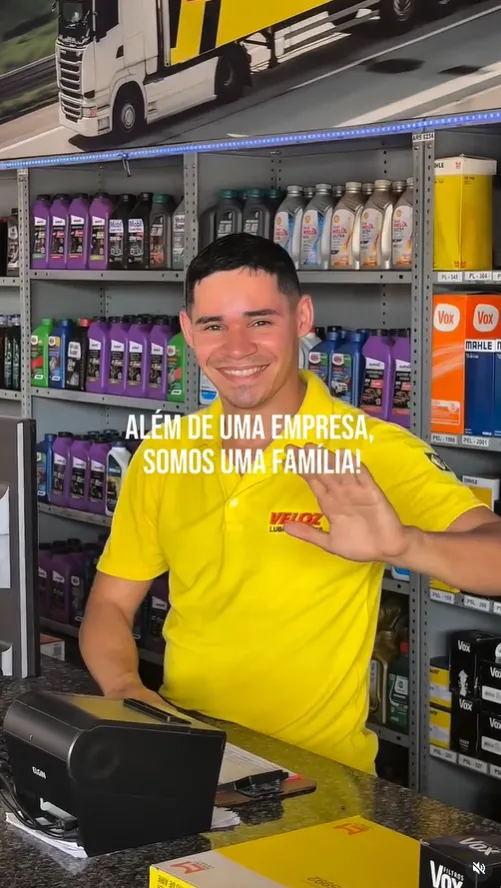 Cliente da Veloz lubrificantes